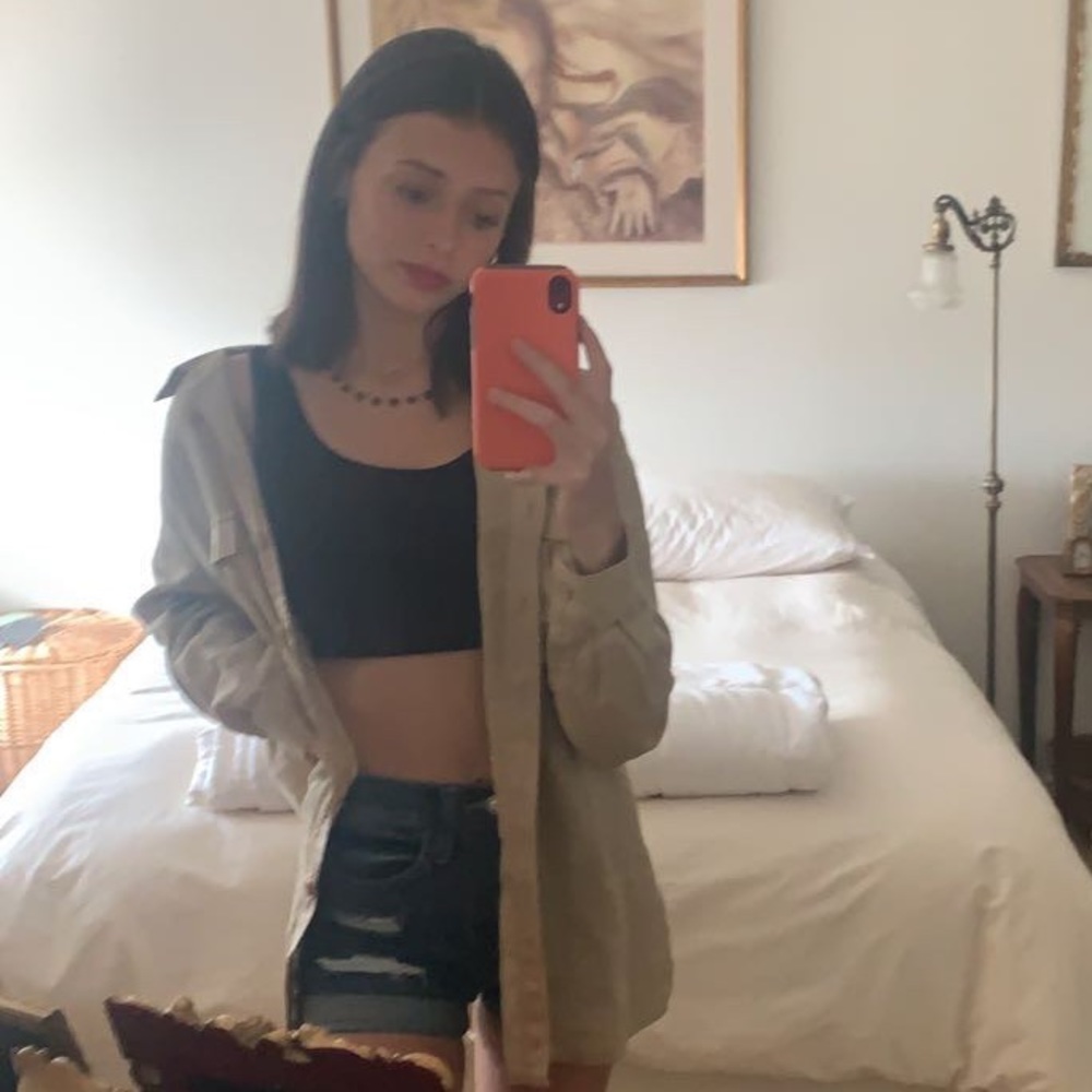 Meet your Posher, Allyssa